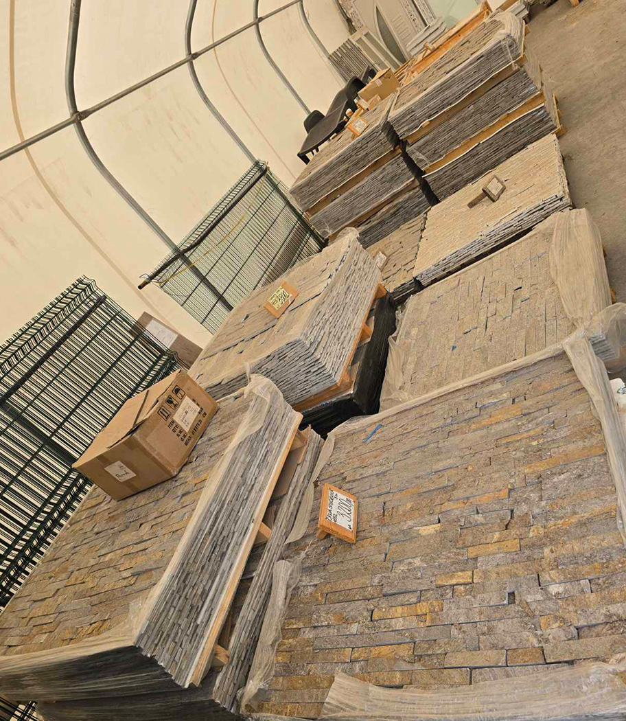 Moderno opremljen maloprodajni objekat stovarišta Dubrava