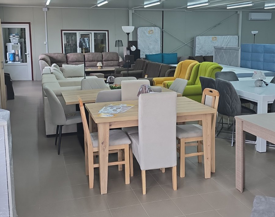 Deo ponude i izložbeni prostor u maloprodajnom objektu Dubrava