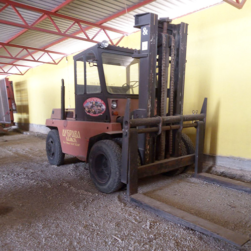 Viljuškar za utovar i transport materijala